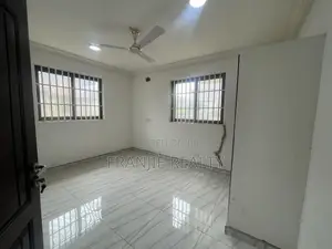 3bdrm Apartment in Franjie Realty, West Hills Mall Area for rent