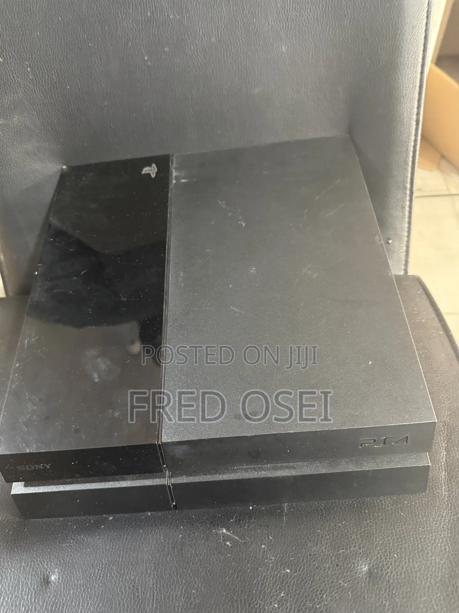 PlayStation 4 Standard