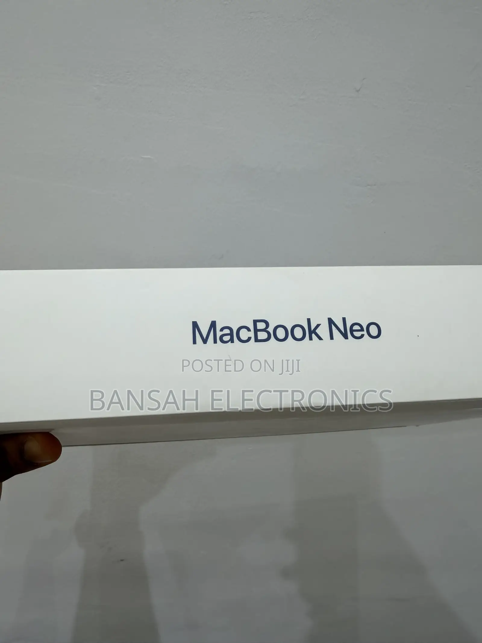New Laptop Apple MacBook 8GB SSD 512GB