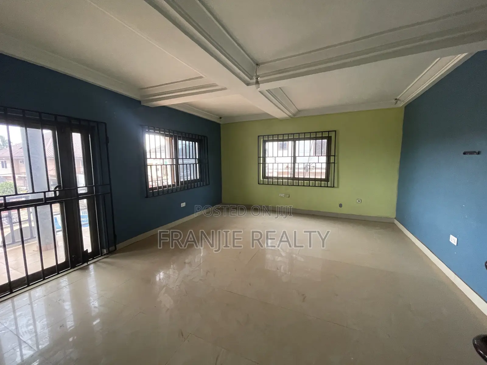 3bdrm Apartment in Franjie Realty, West Hills Mall Area for rent