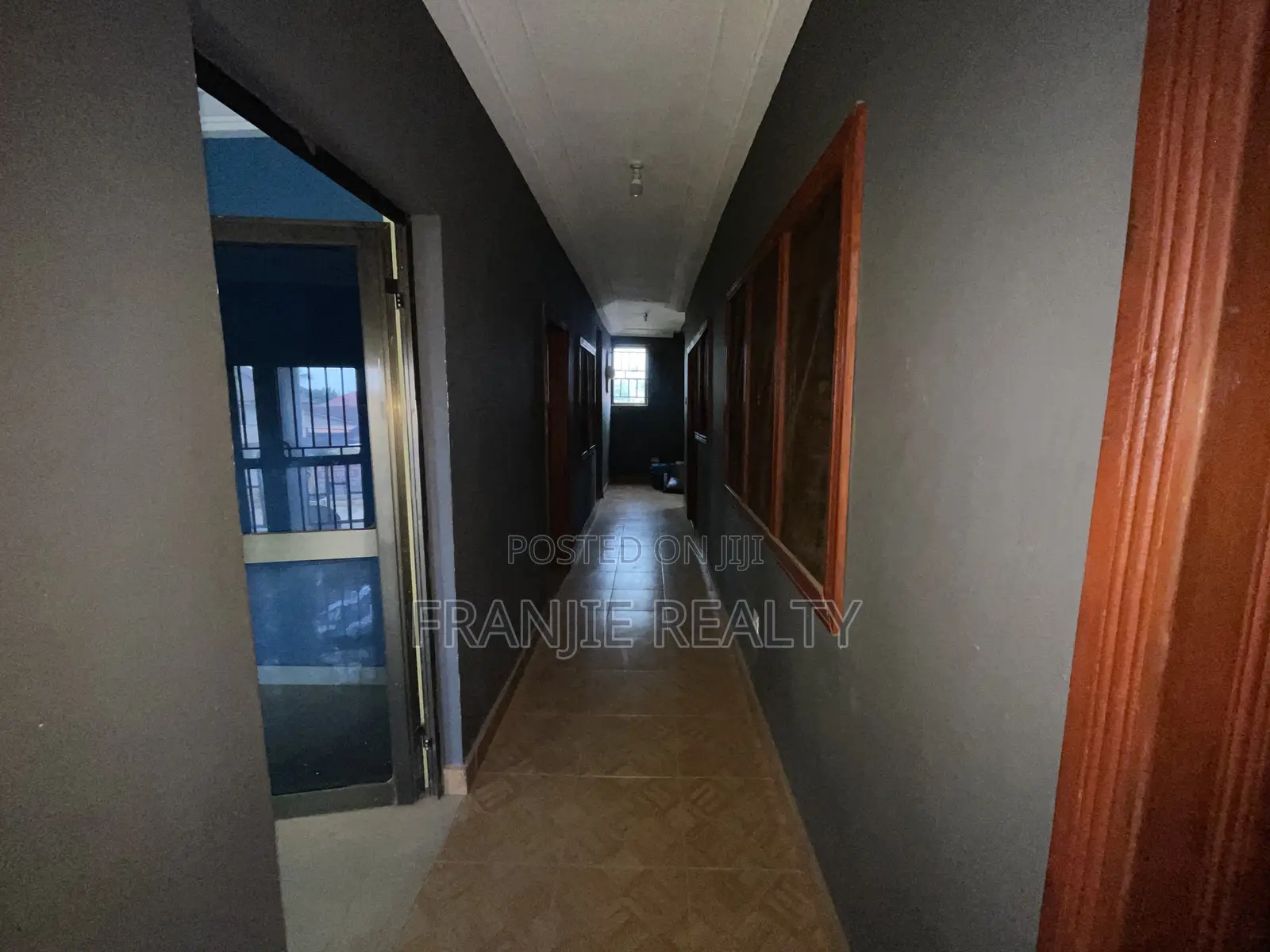 3bdrm Apartment in Franjie Realty, West Hills Mall Area for rent
