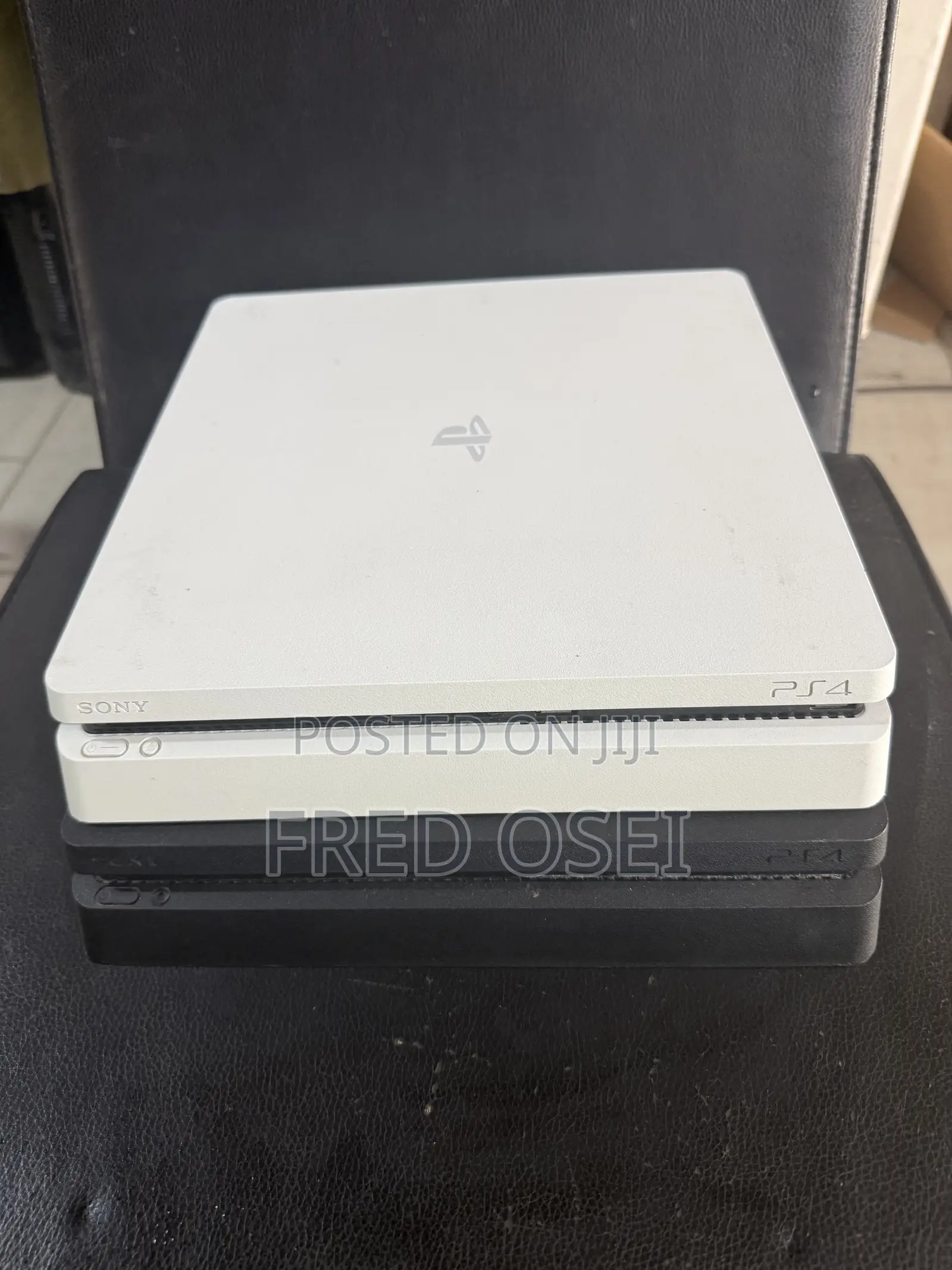 PlayStation 4 Slim