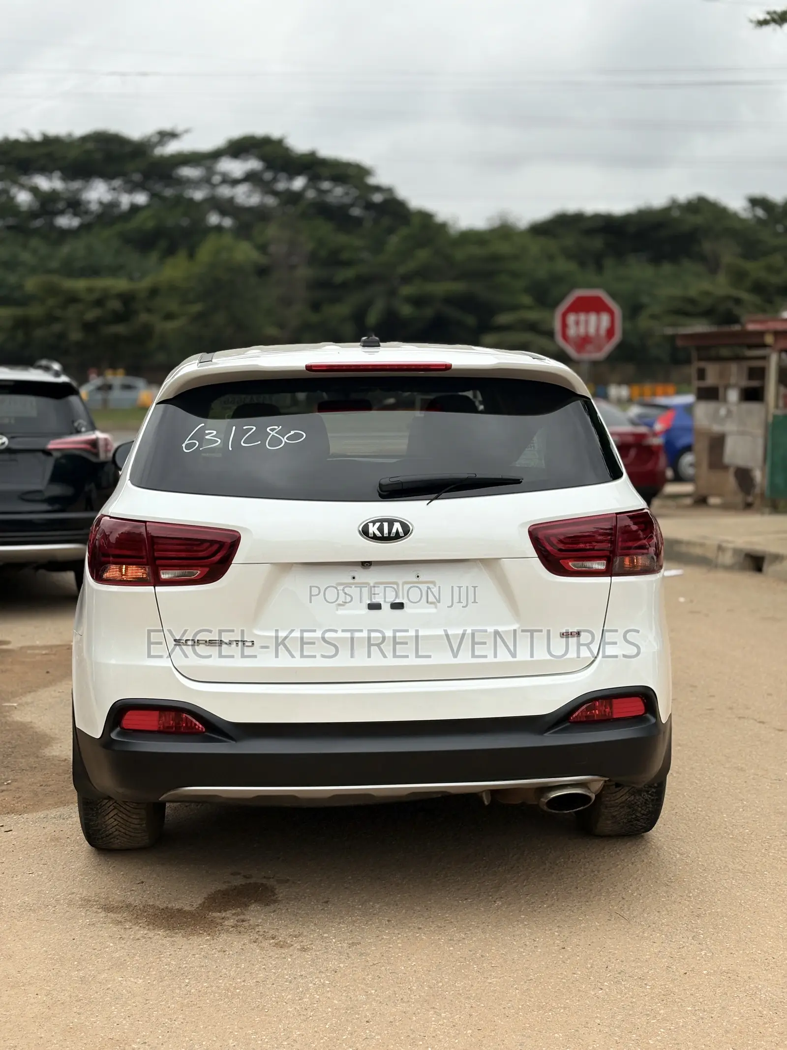 Kia Sorento 2.4L LX FWD 2020 White