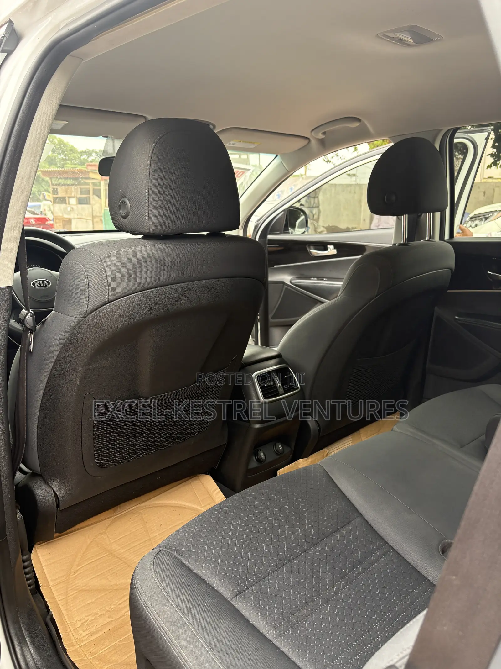 Kia Sorento 2.4L LX FWD 2020 White