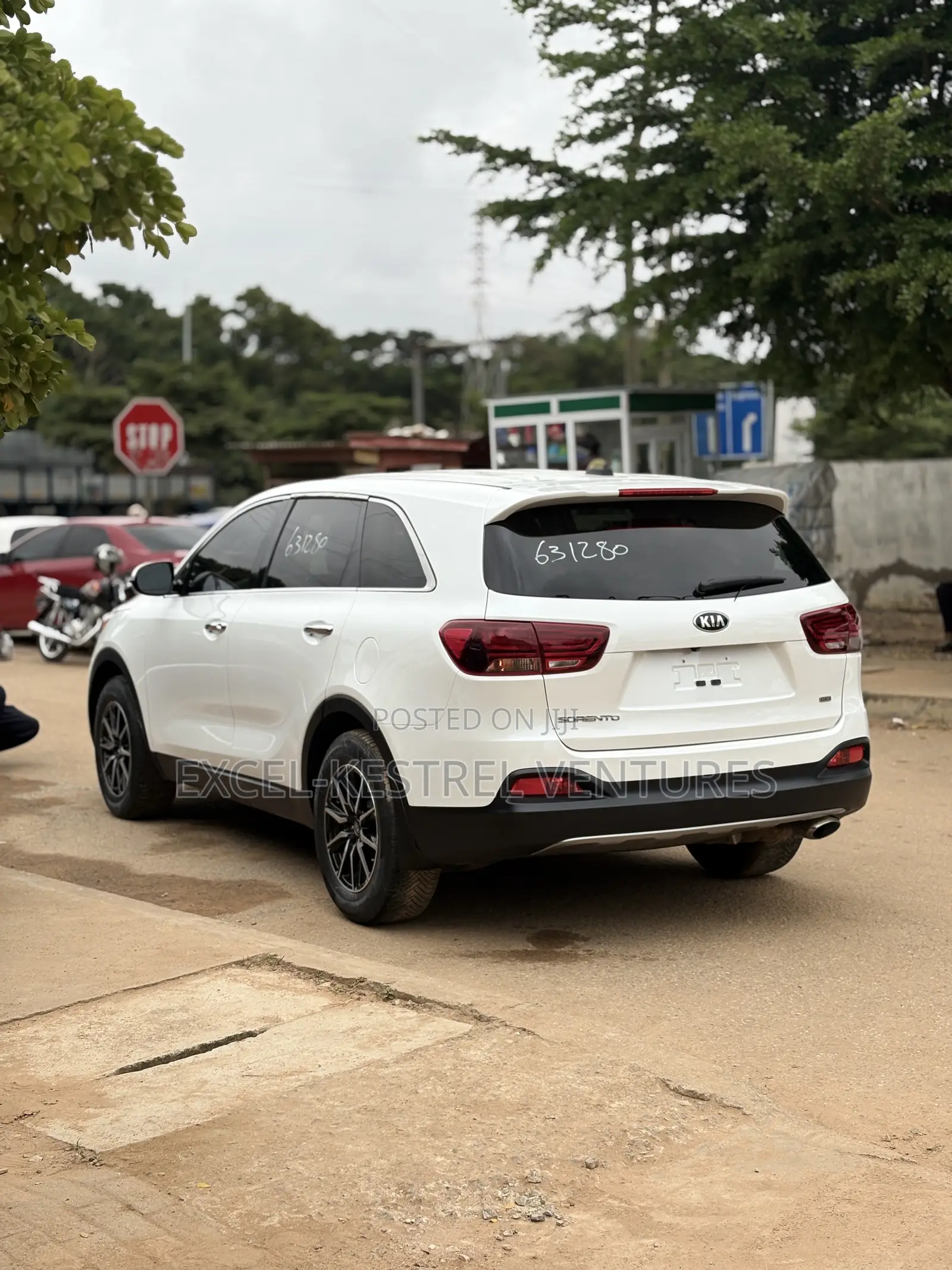 Kia Sorento 2.4L LX FWD 2020 White