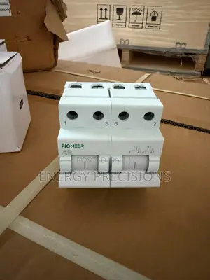 Pioneer SF125 Dual-Power Manual Changeover Switch (125A)