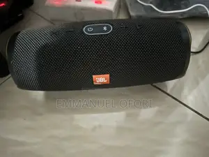 JBL Charge 4