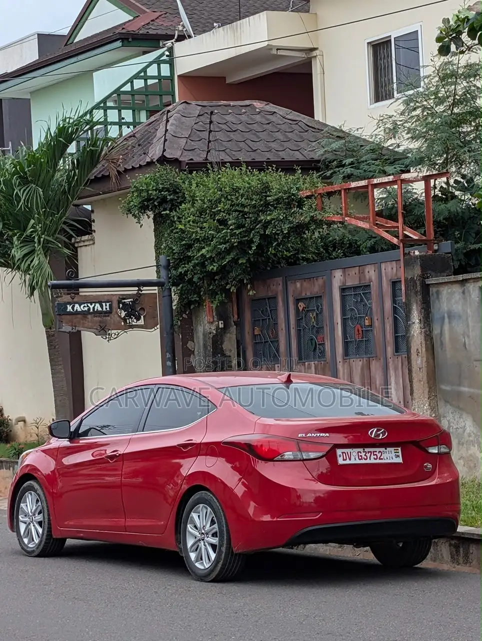 Hyundai Elantra Value Edition Sedan FWD (1.8L 4cyl 6A) 2016 Red