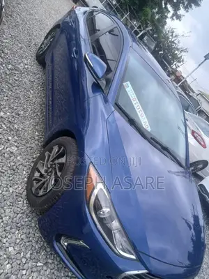 Hyundai Elantra 2019 Blue