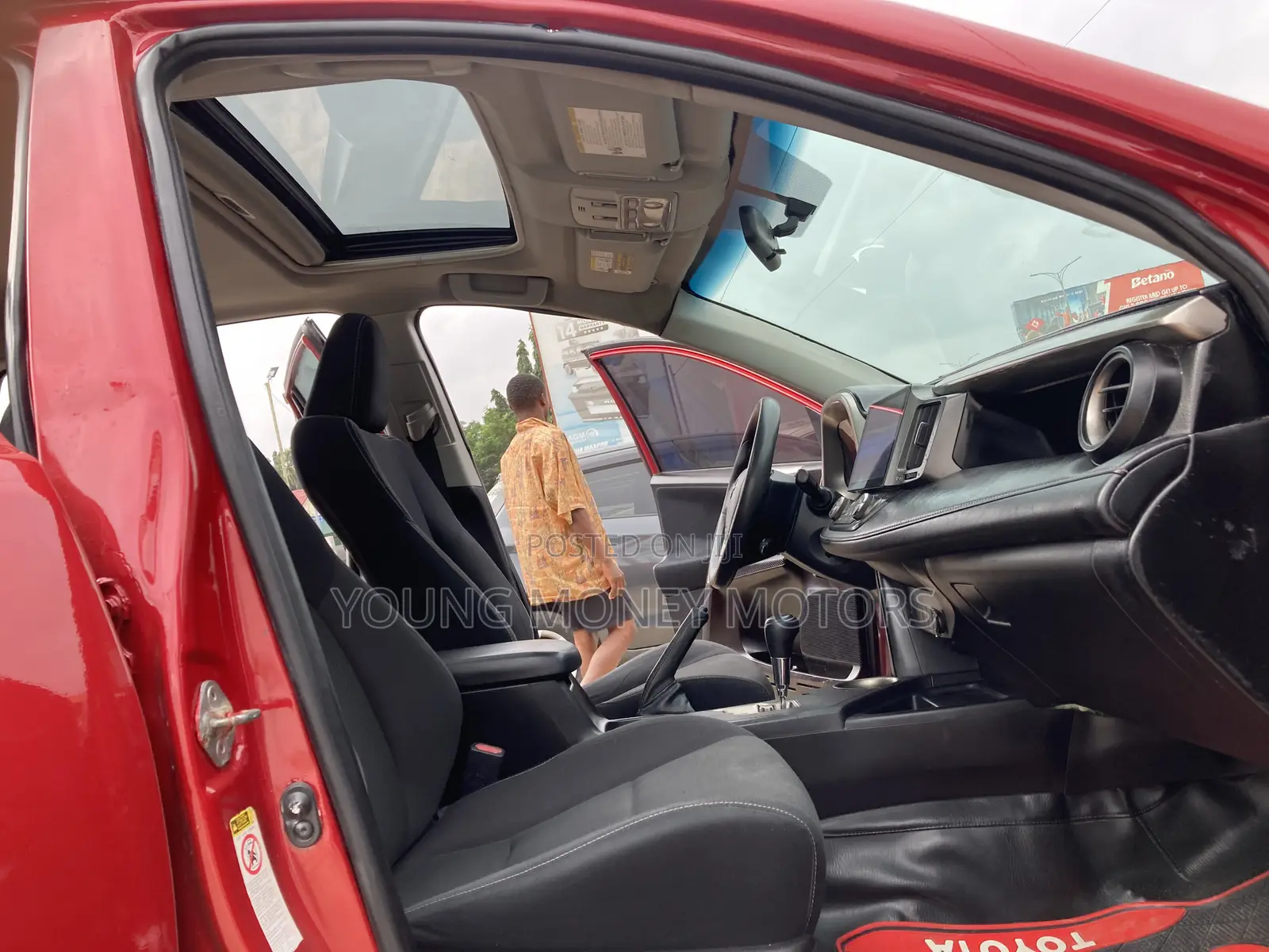 Toyota RAV4 LE 4dr SUV (2.5L 4cyl 6A) 2015 Red