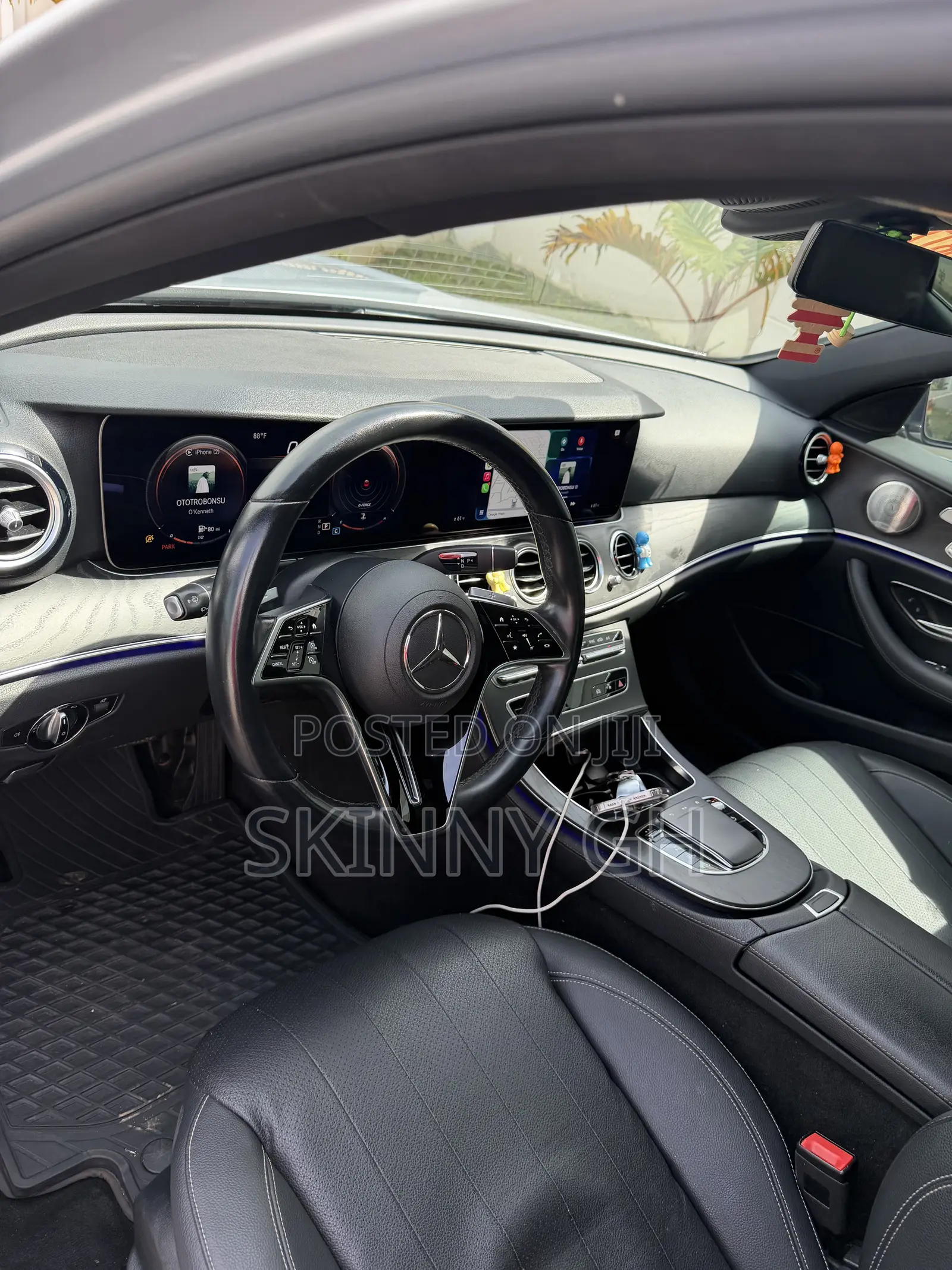 Mercedes-Benz E350 2022 Silver