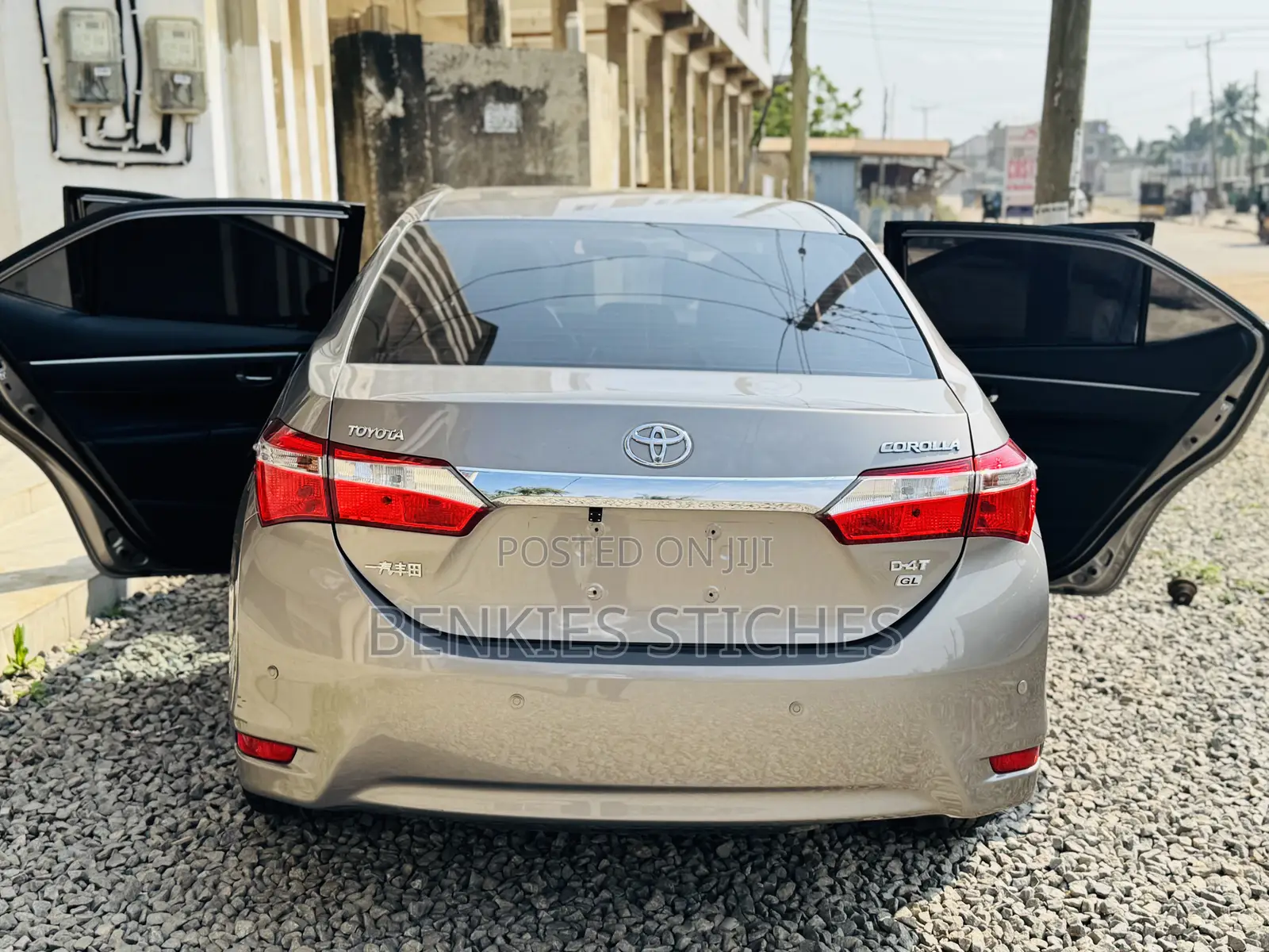 Toyota Corolla 2017 Gray