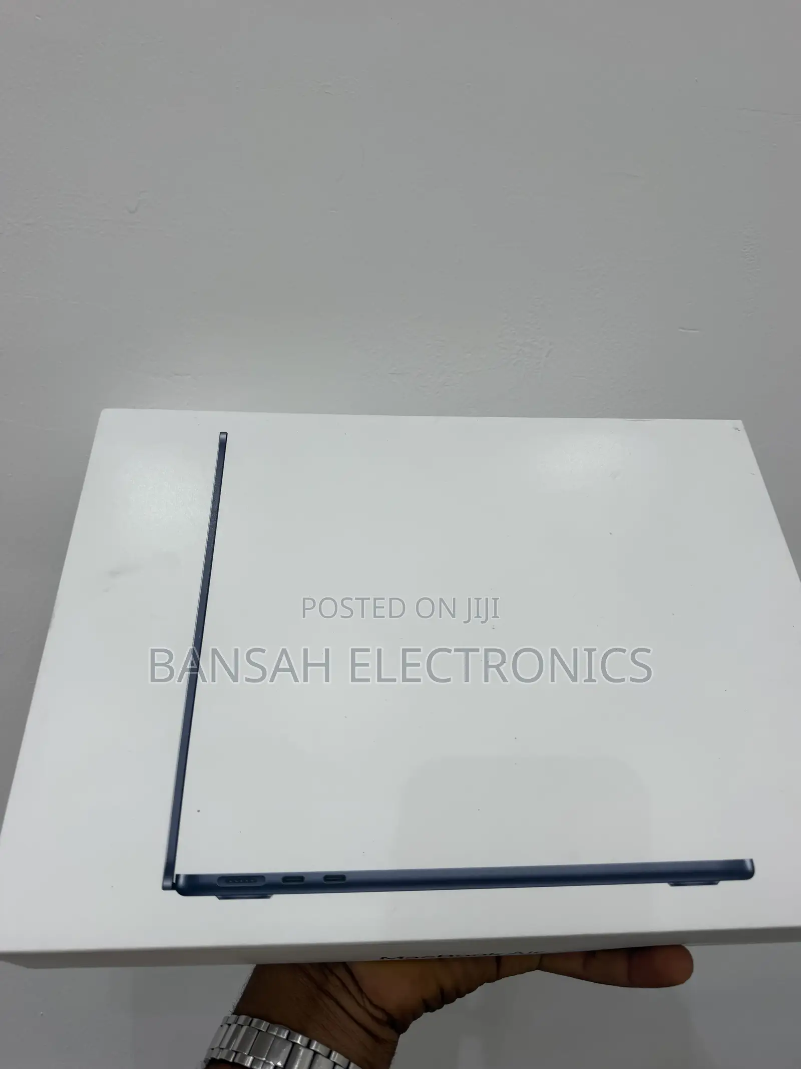New Laptop Apple MacBook Air 16GB Apple M5 SSD 512GB