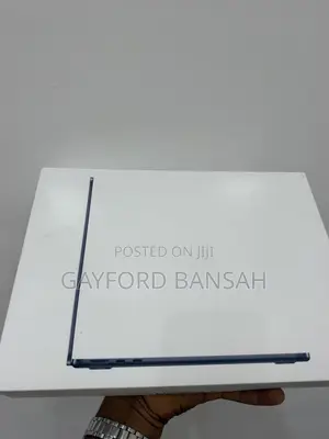 New Laptop Apple MacBook Air 16GB Apple M5 SSD 512GB
