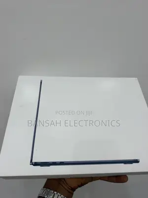 New Laptop Apple MacBook Air 16GB Apple M5 SSD 512GB