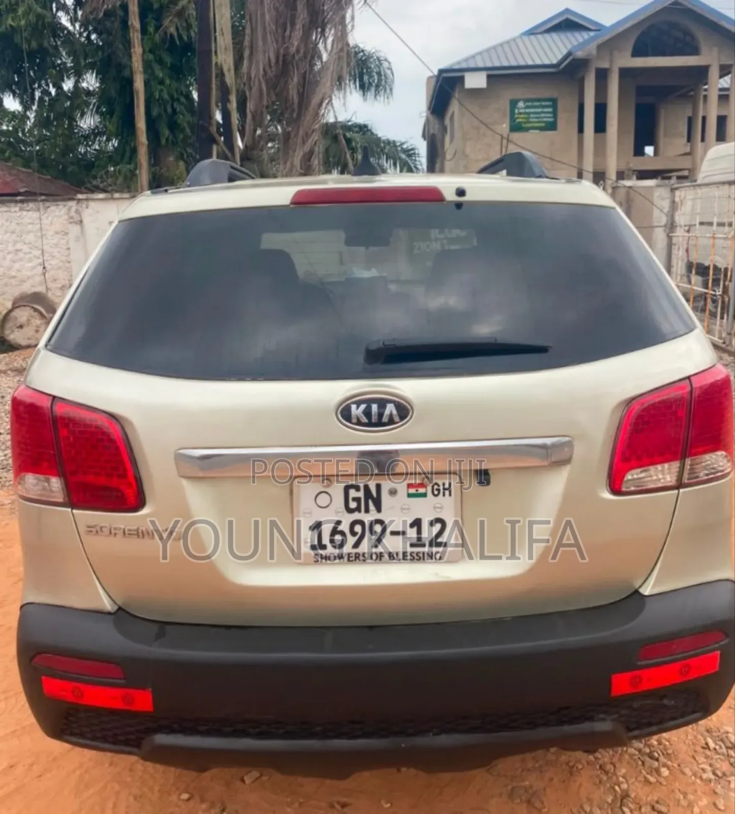 Kia Sorento 2011 Silver
