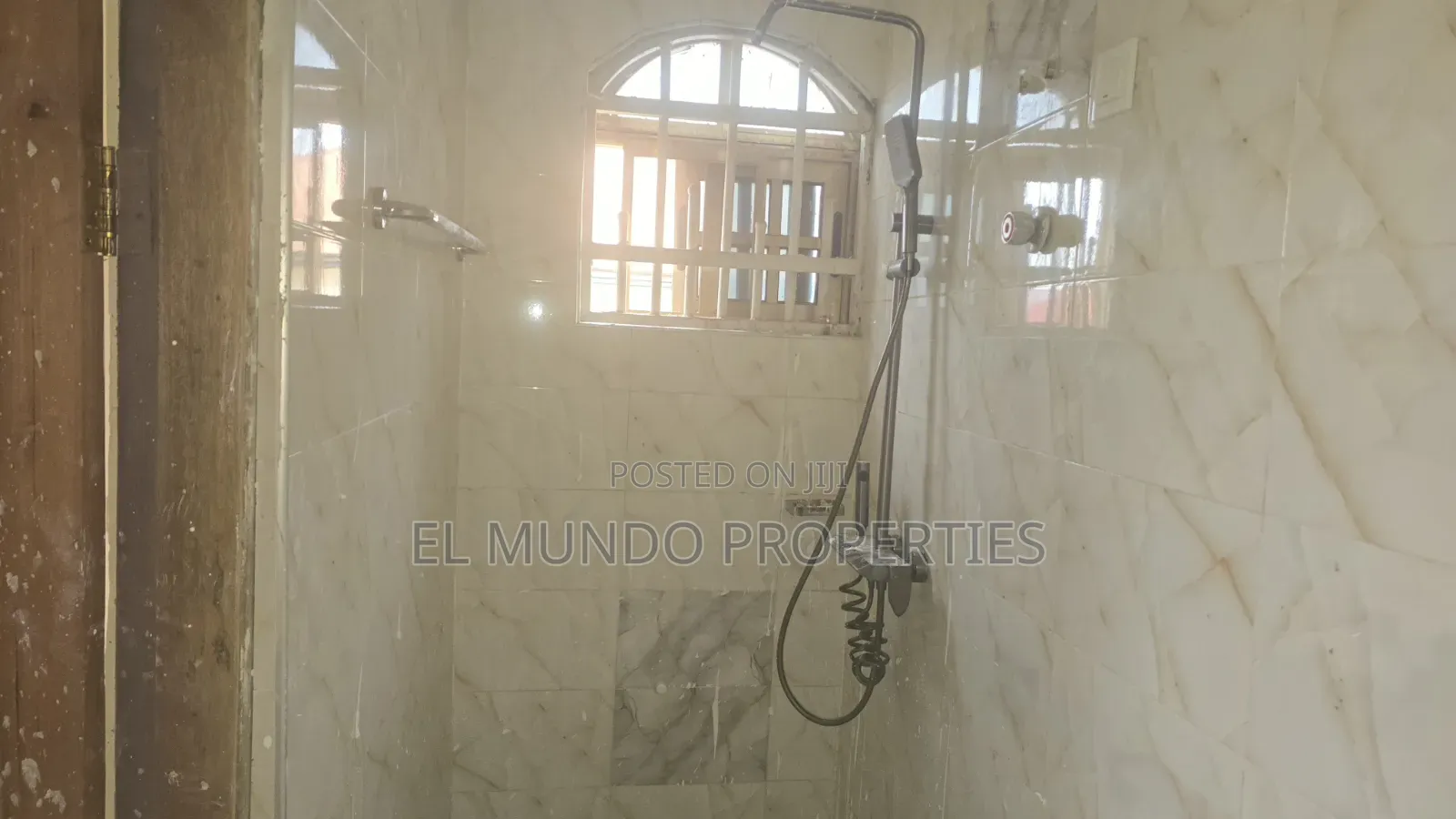 3bdrm Apartment in Kwadaso Estate, Kumasi Metropolitan for rent
