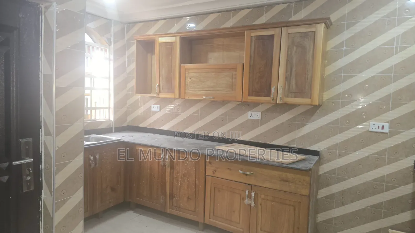 3bdrm Apartment in Kwadaso Estate, Kumasi Metropolitan for rent