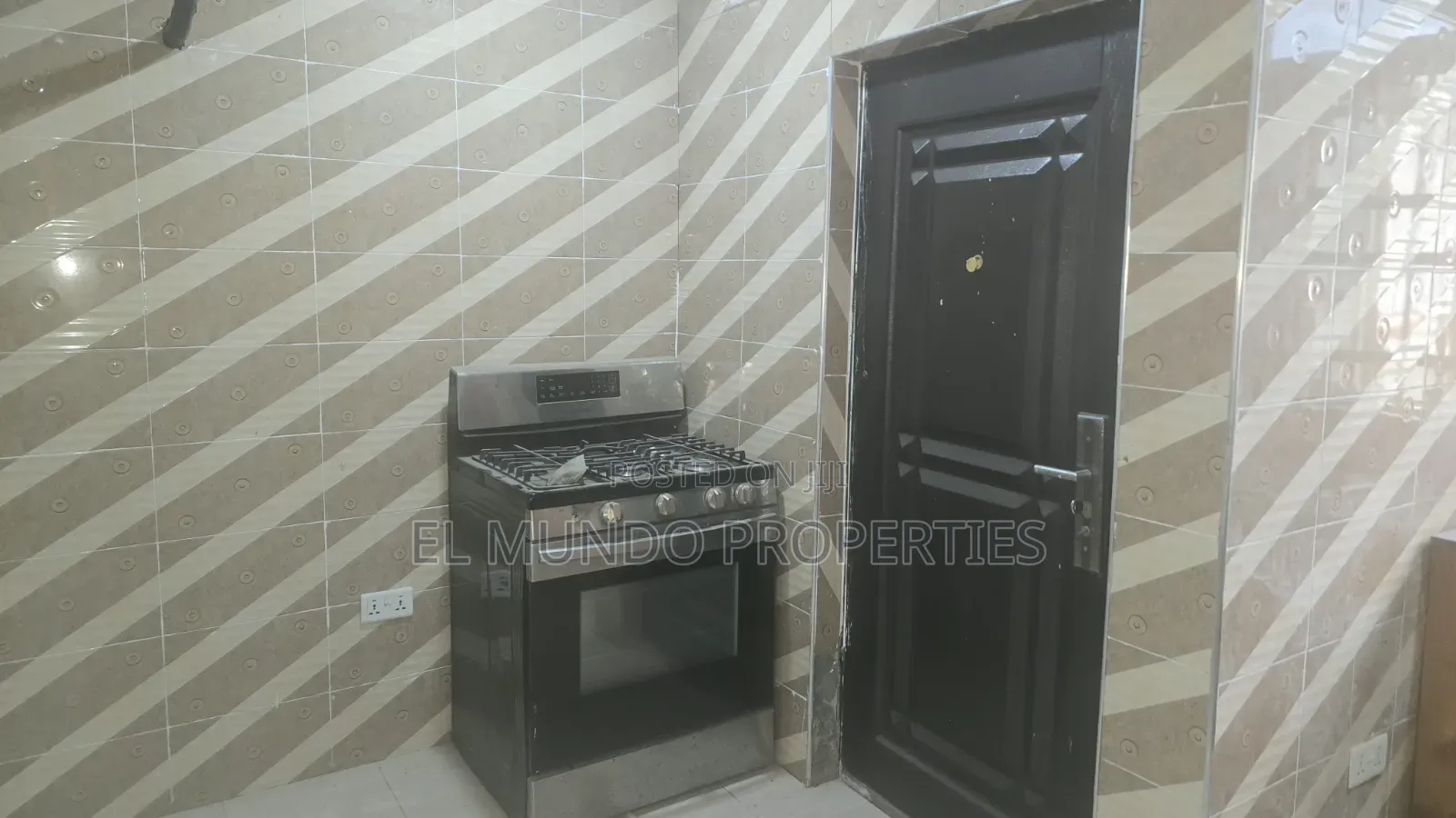 3bdrm Apartment in Kwadaso Estate, Kumasi Metropolitan for rent
