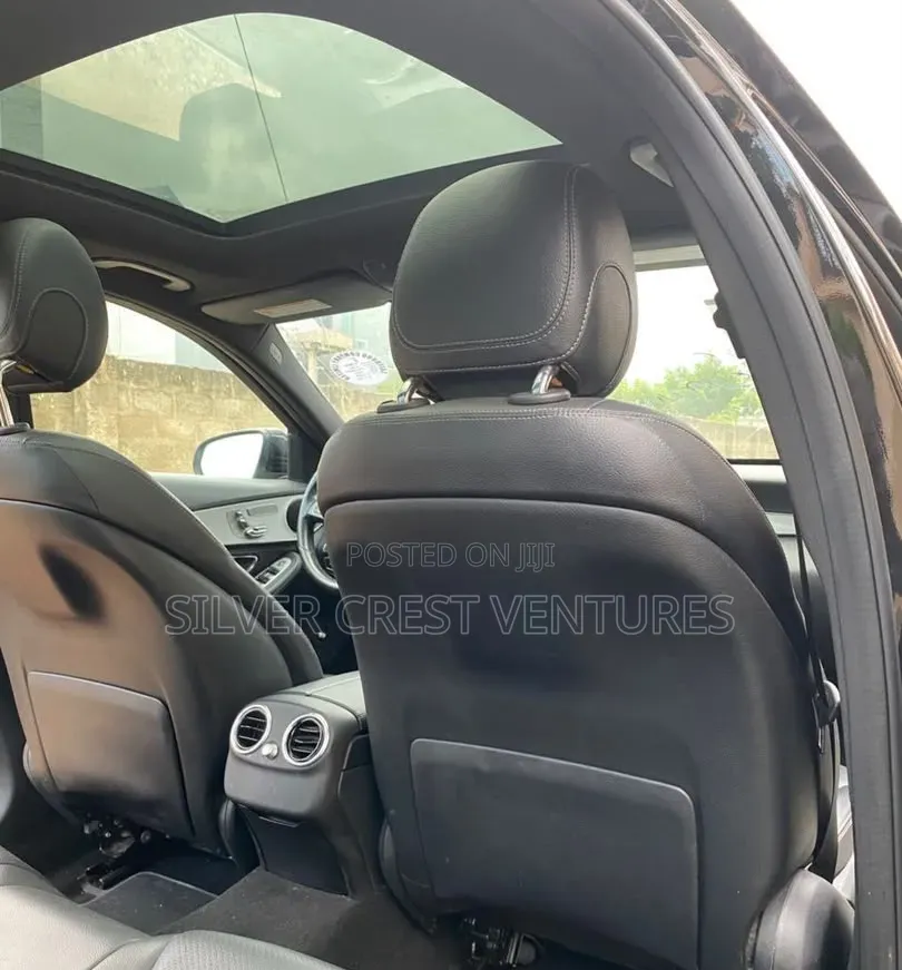 Mercedes-Benz C300 2016 Black