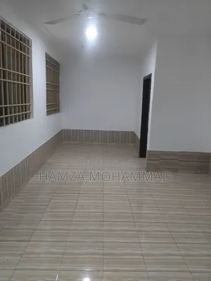 2bdrm Apartment in Hamza Estate, American House for rent