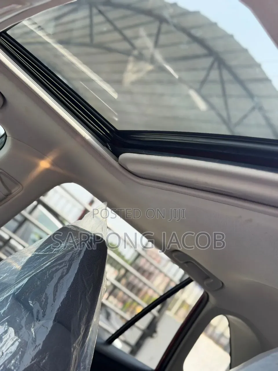 Toyota RAV4 2021 Red