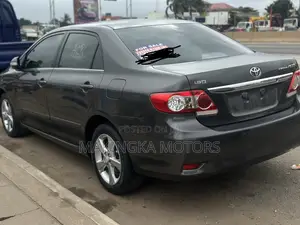 Toyota Corolla S 4dr Sedan (1.8L 4cyl 4A) 2011 Silver