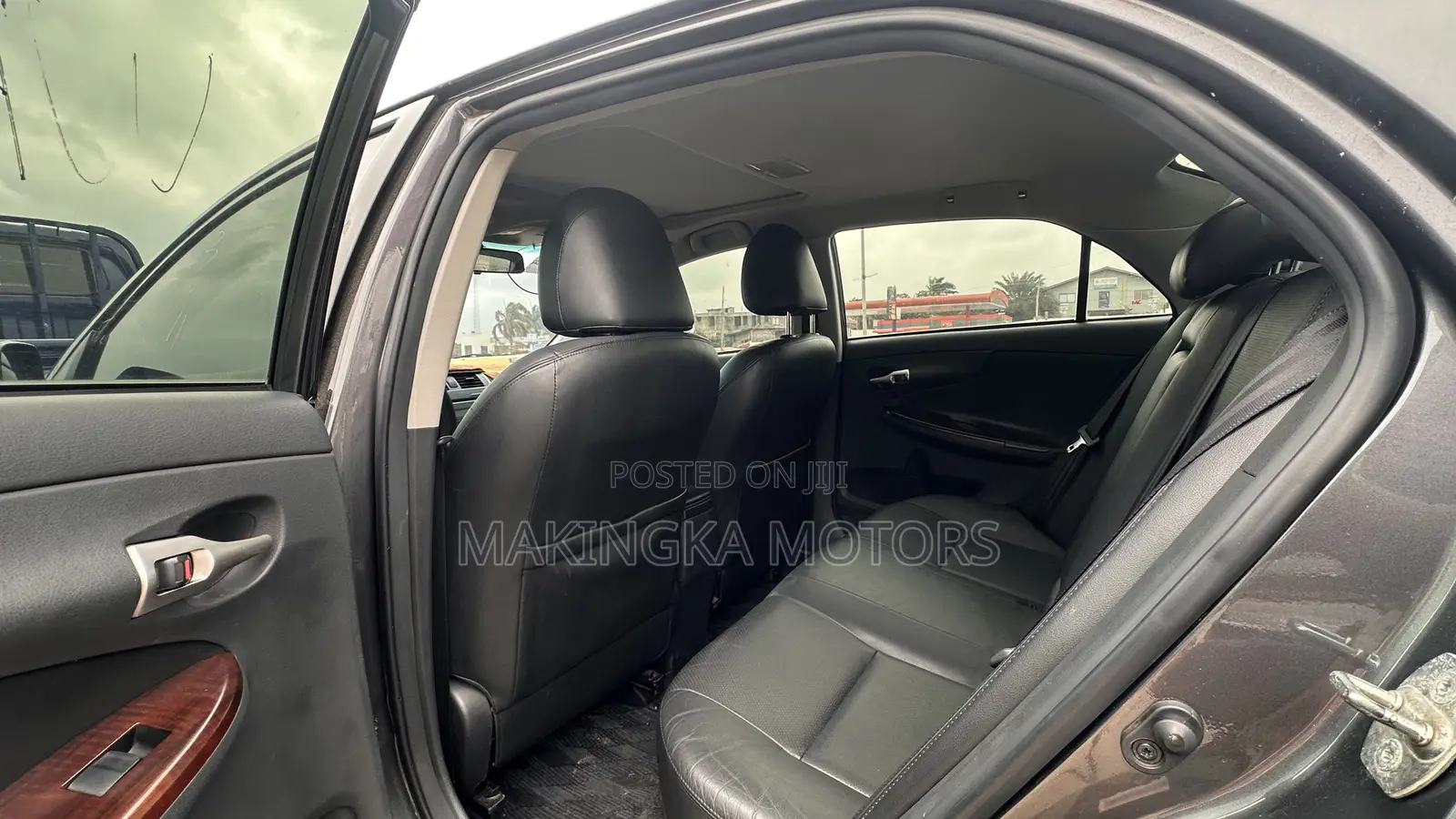 Toyota Corolla S 4dr Sedan (1.8L 4cyl 4A) 2011 Silver
