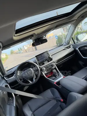 Toyota RAV4 TRD Off Road 2022 White
