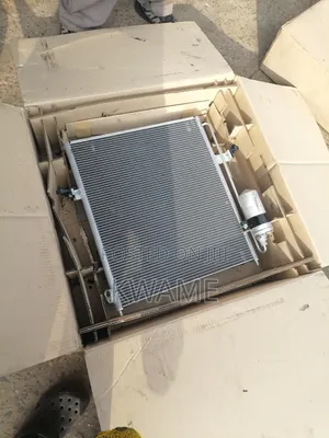 A C Condenser for Mitsubishi L200/Triton
