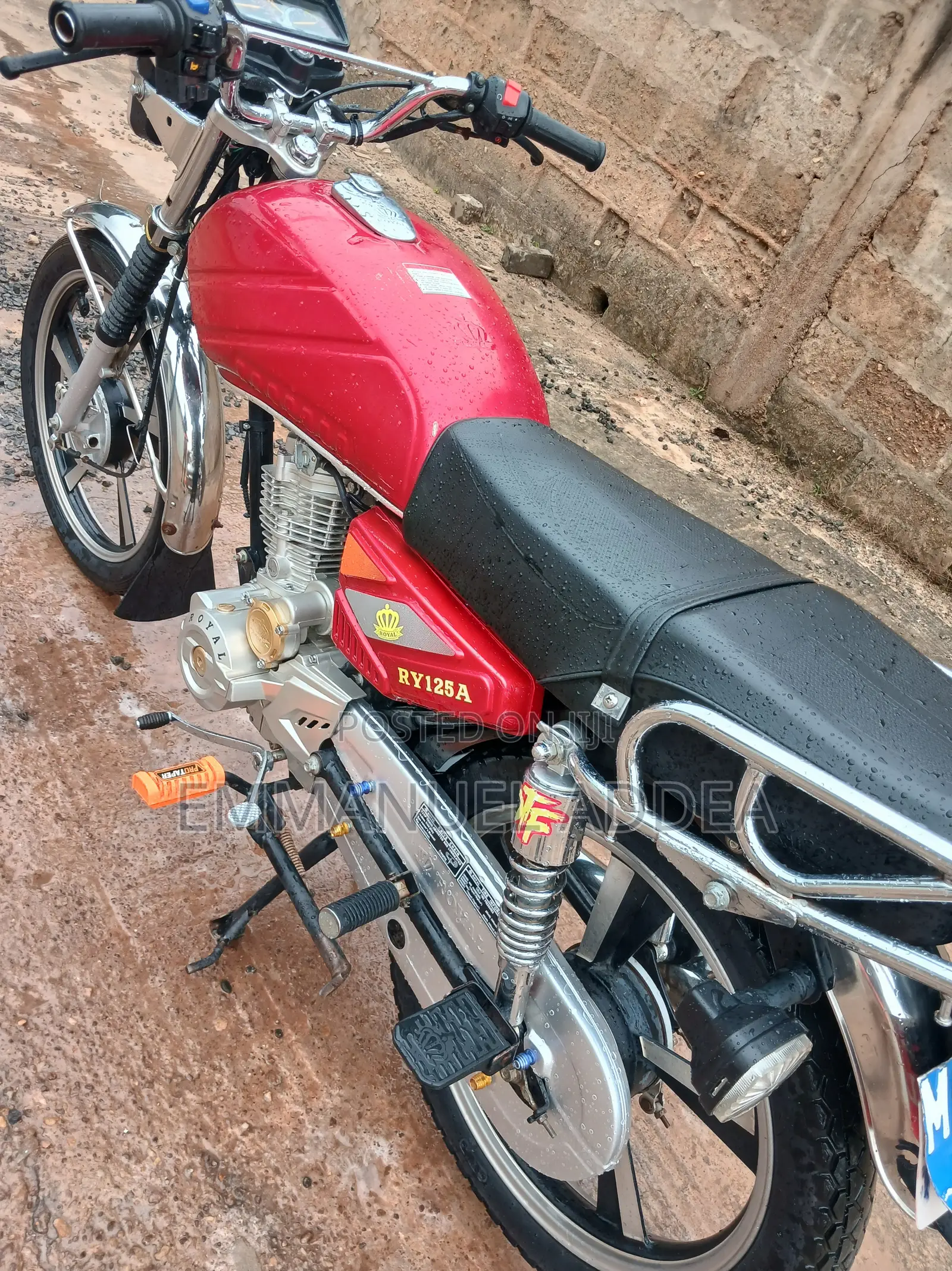 New Royal RY125 2026 Red
