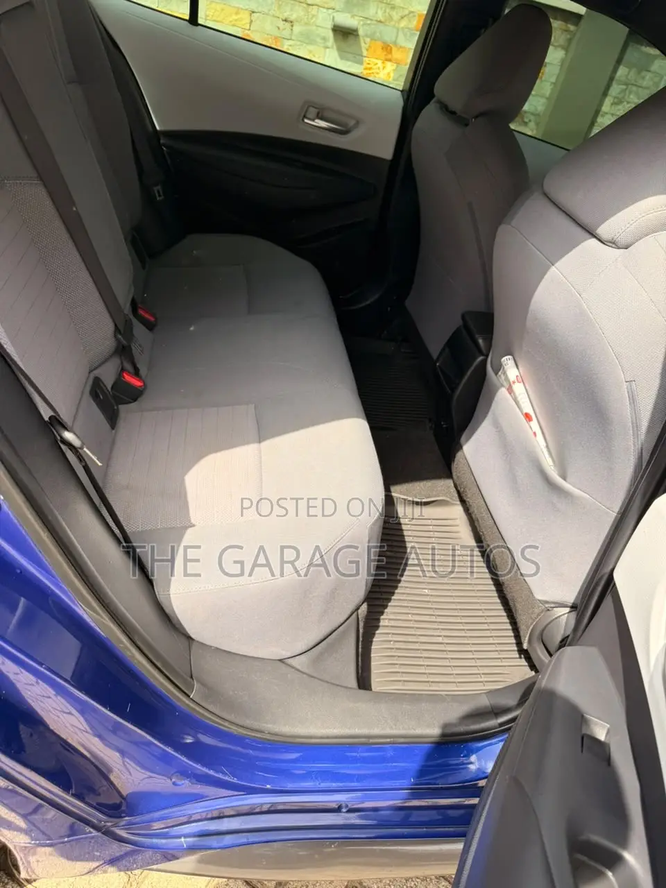 Toyota Corolla SE 2020 Blue