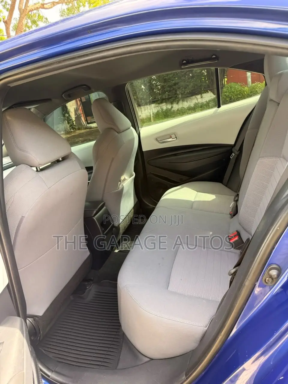Toyota Corolla SE 2020 Blue