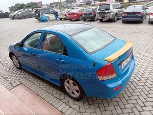 Kia Cerato 2008 Blue