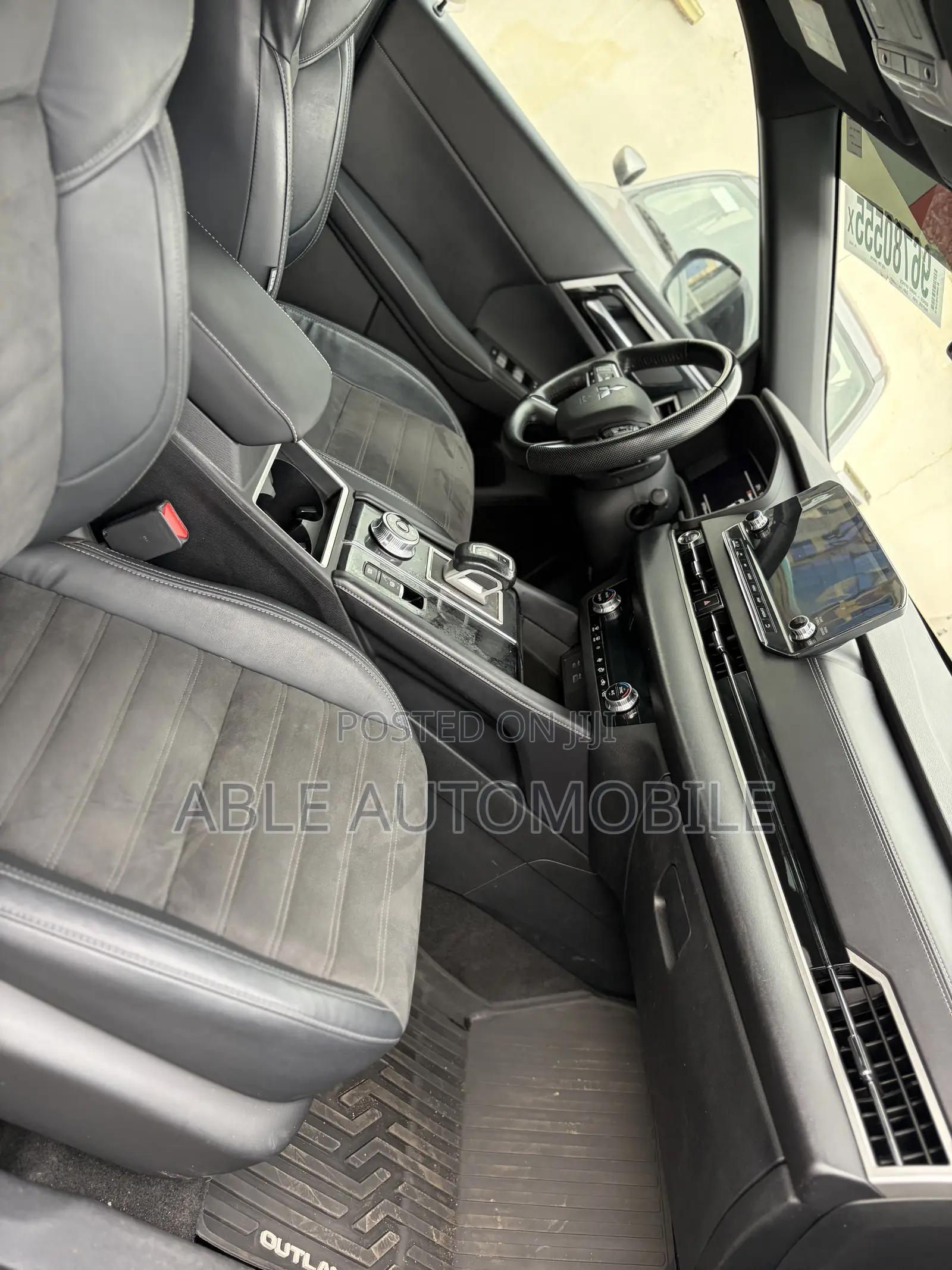 Mitsubishi Outlander SE Black Edition 2023 Black