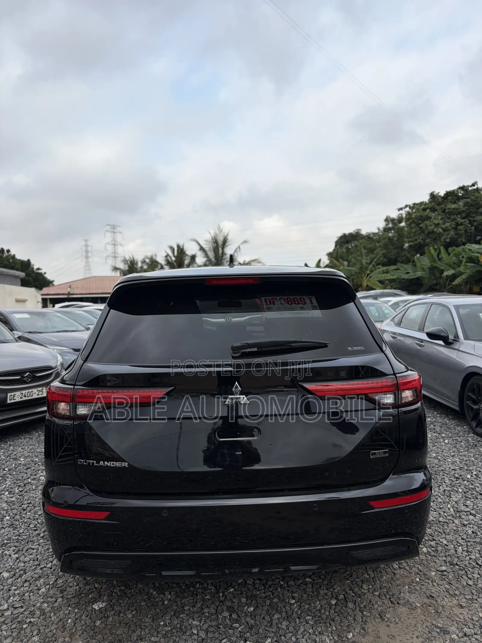 Mitsubishi Outlander SE Black Edition 2023 Black