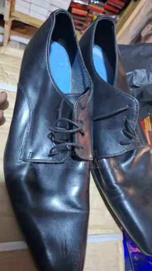 Mark and Spencer Foose Size 44