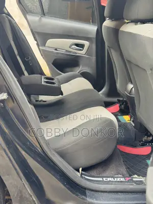 Chevrolet Cruze LS 2012 Black
