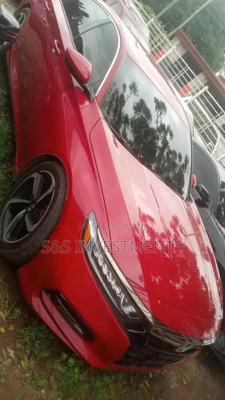Honda Accord 2018 Red