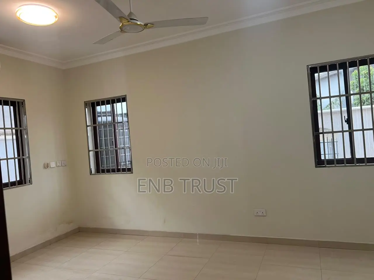 4bdrm Duplex in Adjriganor, Ability for rent