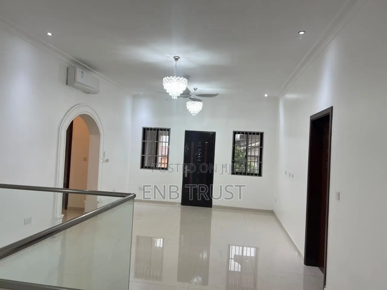 4bdrm Duplex in Adjriganor, Ability for rent