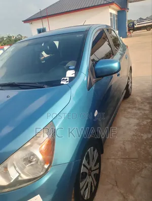 Mitsubishi Mirage 2020 Blue