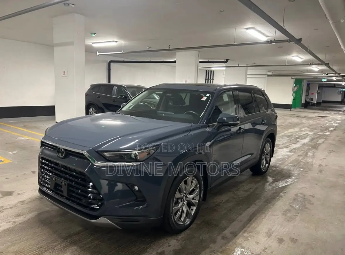 Toyota Highlander Limited 2025