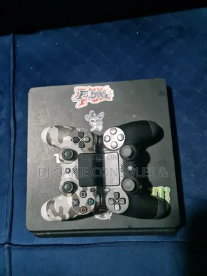 Sony PS4 Slim