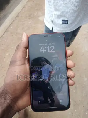Apple iPhone XR 64 GB Red