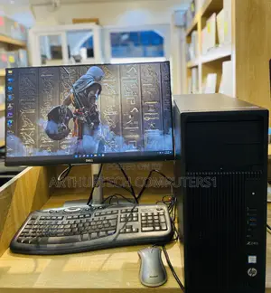 Desktop Computer HP Z240 8GB Intel Core i7 HDD 750GB