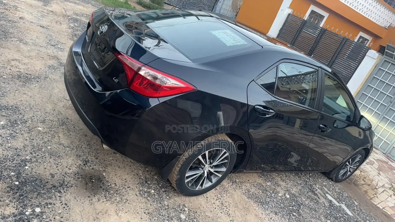 Toyota Corolla 2018 Black