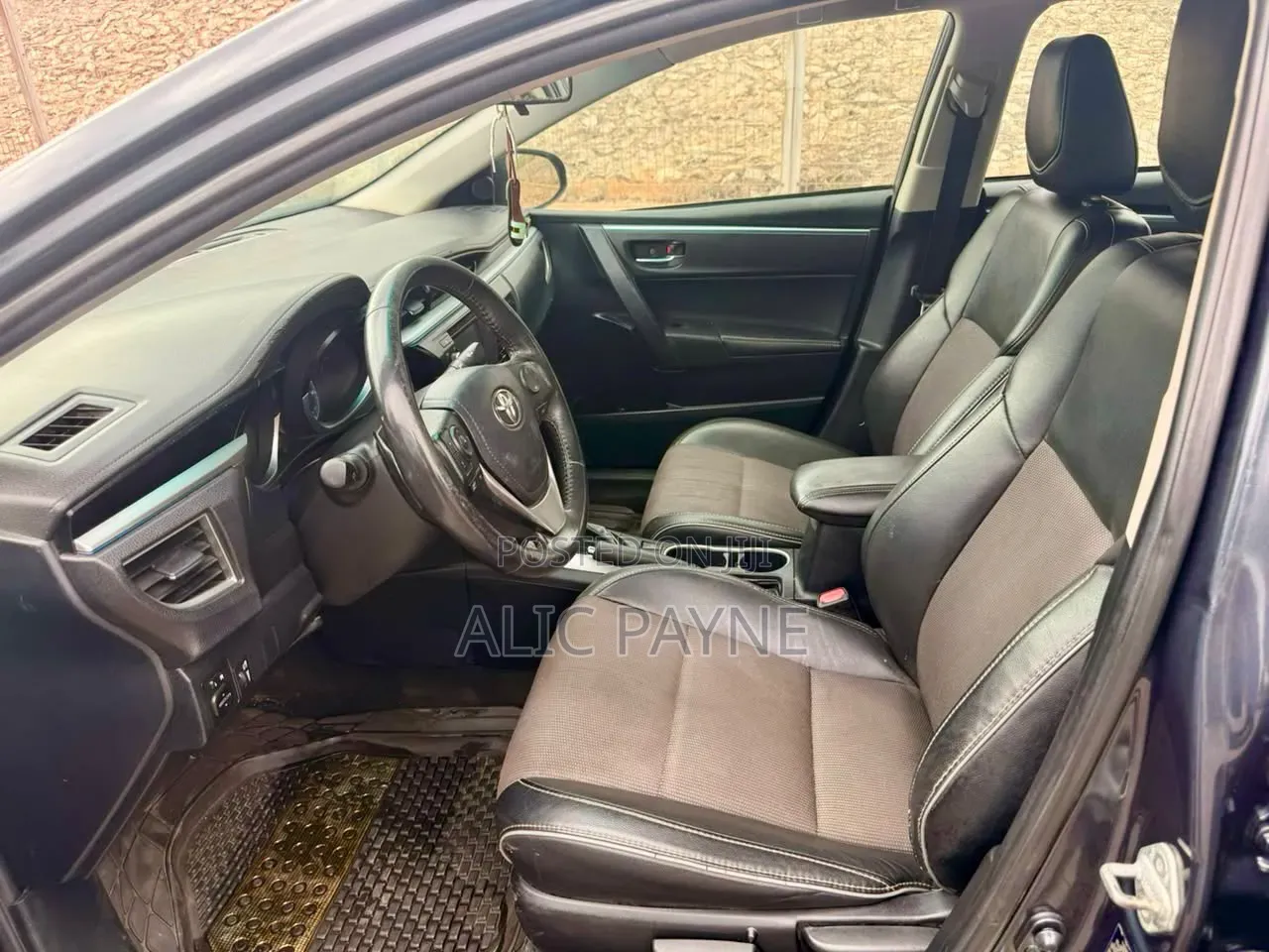 Toyota Corolla 2016 Gray