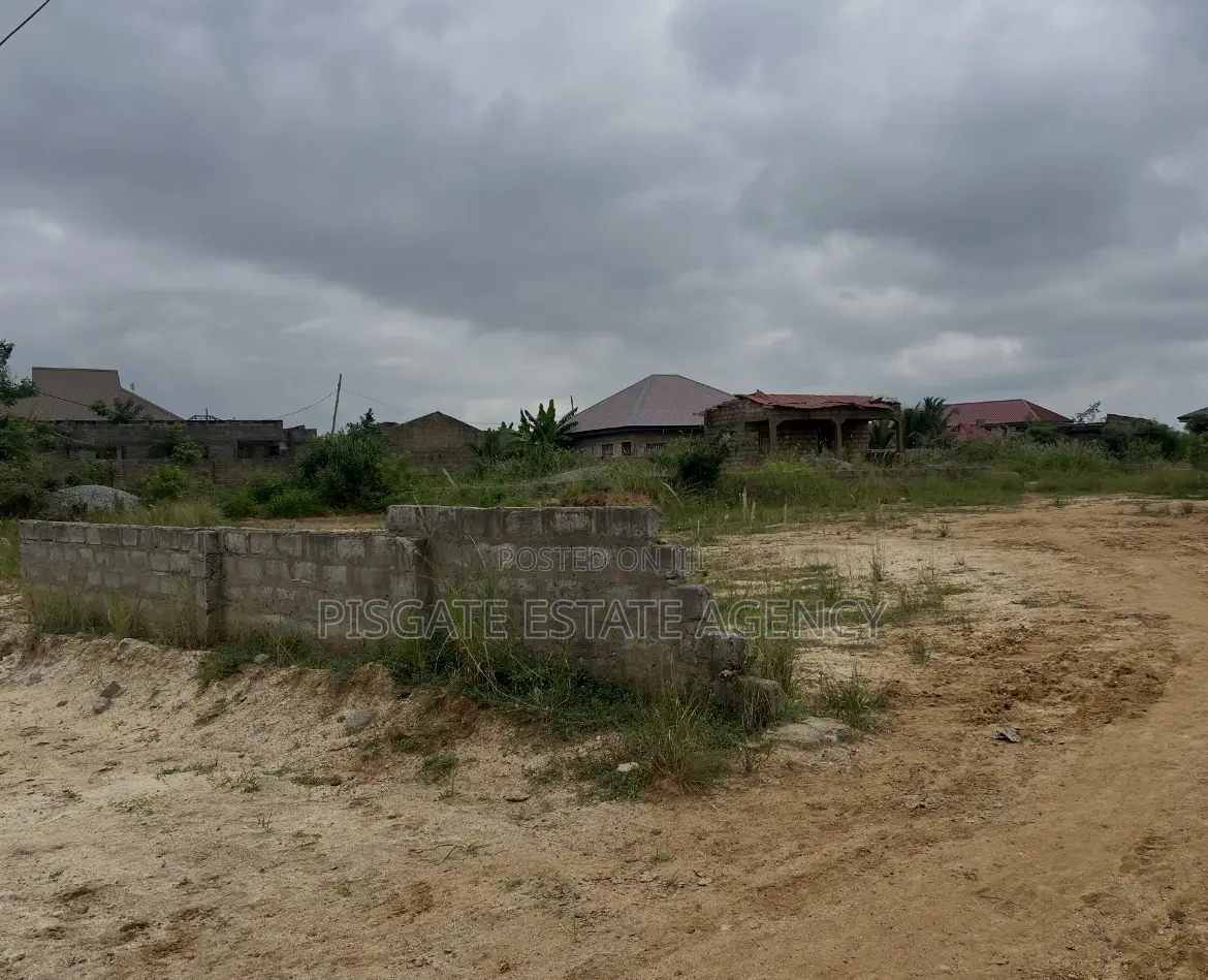 Half Plot for Sale.