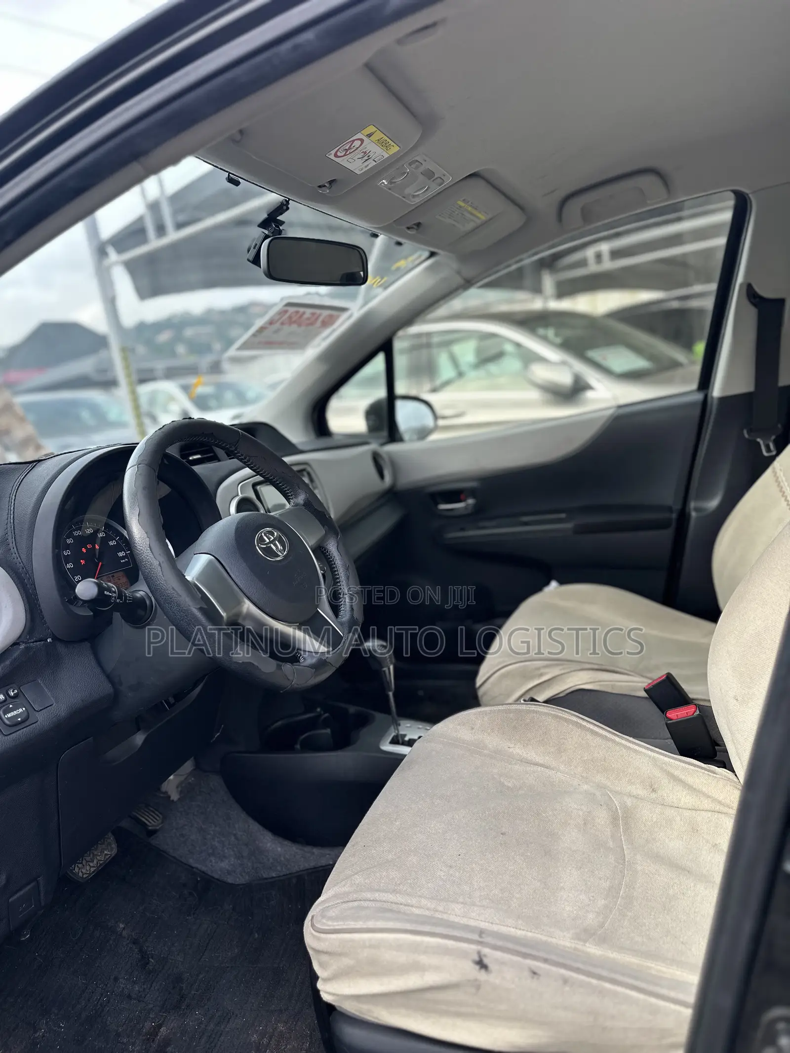 Toyota Vitz 2013 Black